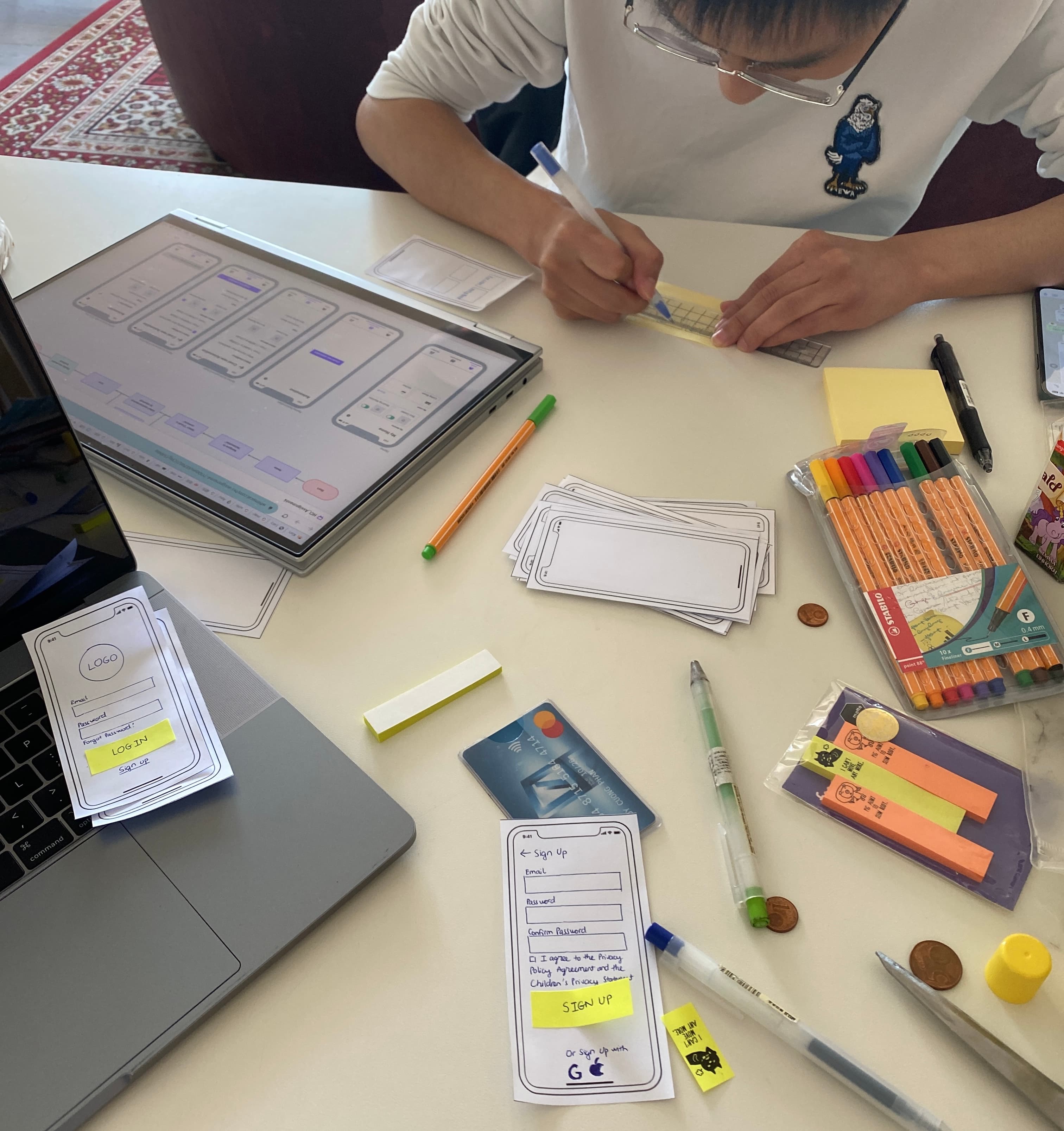 Design session — paper wireframes and sketching